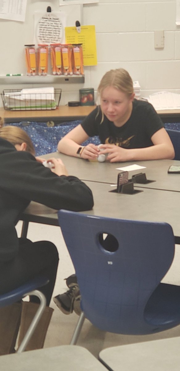 awix22's tweet photo. Advisory lesson on perseverance today. Cab you stack 3 golf balls? https://t.co/c70rGYaMbl