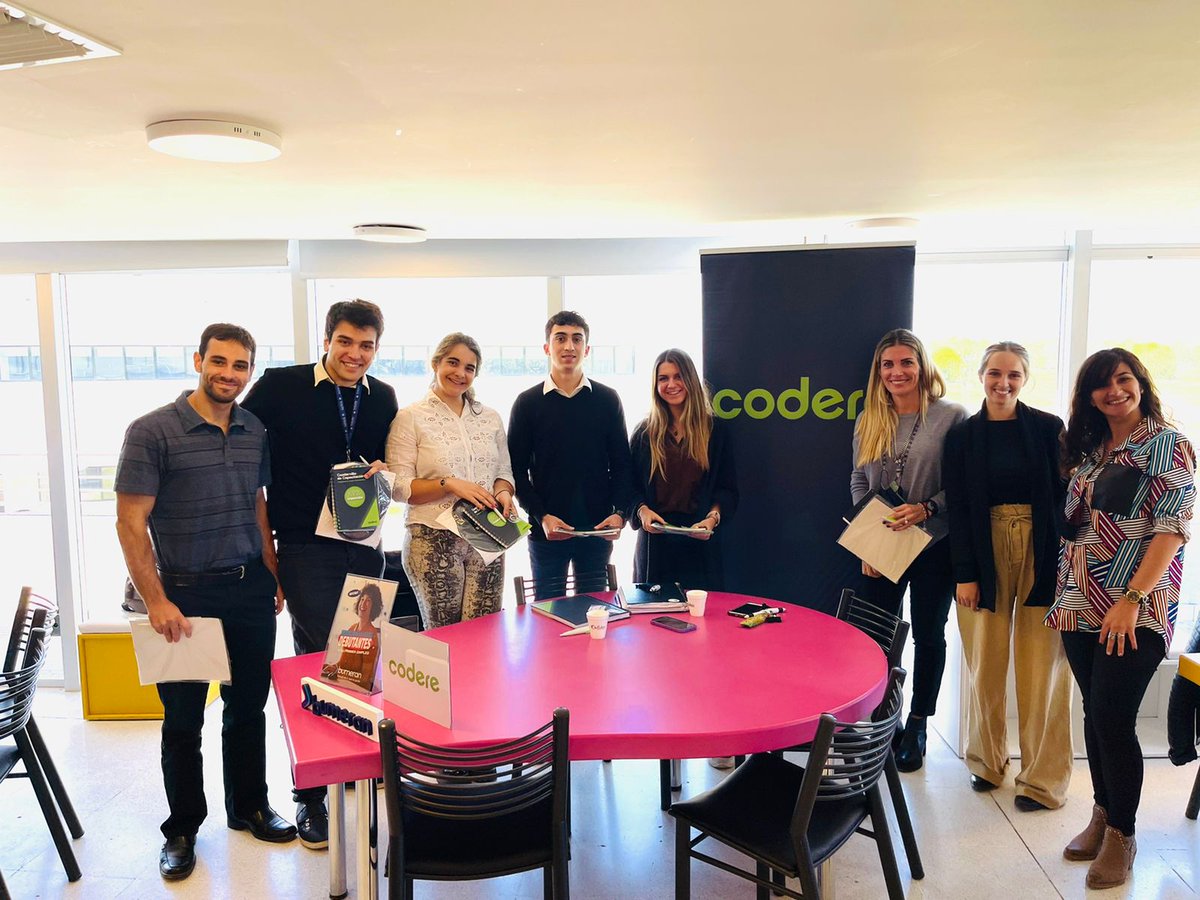 codereAr's tweet photo. En @codereAr fuimos invitados a participar de Bumeran Academic Tour📚

Nuestro equipo de Personas entrevistó a estudiantes de Cs. Económicas e Ingeniería y compartió con ellos consejos para ayudarlos en esta nueva etapa🙌

En Codere cambiamos el juego.
#SomosEquipo #SomosCodere https://t.co/UkkwzrrOfz