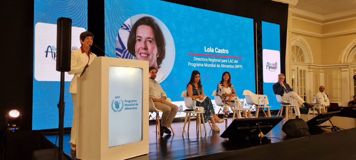 "Necesitamos una voz unida para hablar de alimentación escolar y para construir el capital humano de los países de la región", dijo @LolaCastroWFP en la apertura del foro de #alimentacionescolar.

Sigue el foro en vivo
🔗bit.ly/IXForoAlimenta…