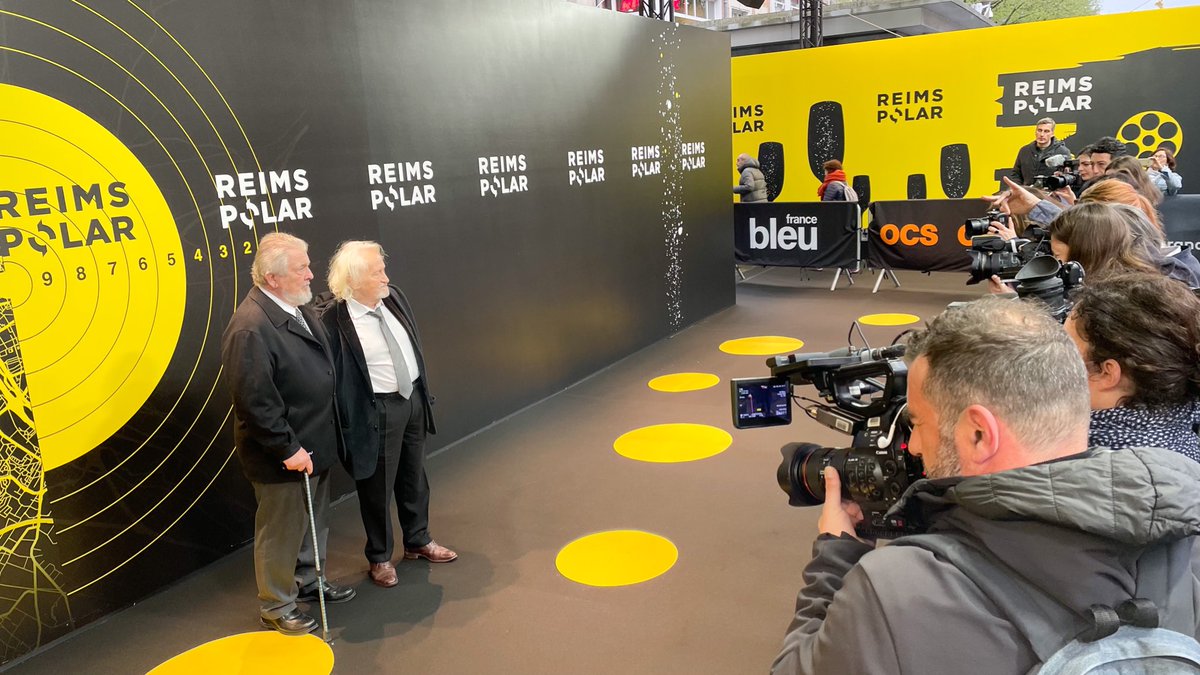 VilledeReims's tweet photo. Ouverture à l’#Operaims du festival international du film policier @Reimspolar ! Le jury et les personnalités se sont prêtés au jeu de la traditionnelle #séance photo, avant la #cérémonie d’ouverture ! #ReimsPolar https://t.co/iWRiQZOGS9