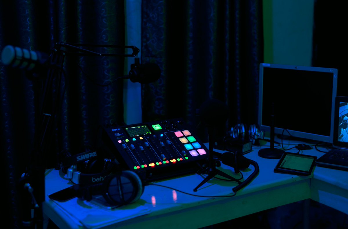 DrMeku's tweet photo. Getting ready for late night session ๐ฅ #TzPodcast https://t.co/pee2W7mABq