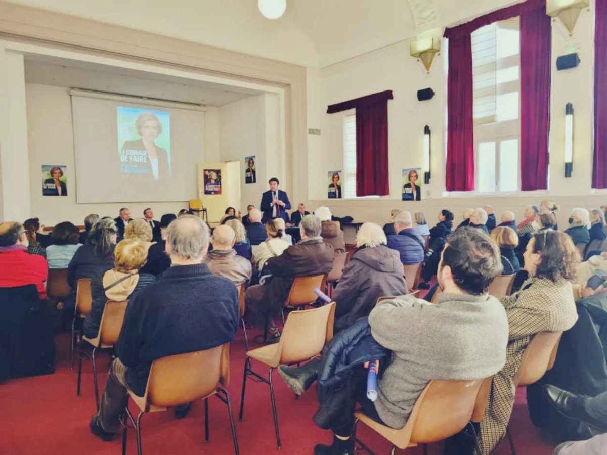 GG_Guerin's tweet photo. Très belle réunion de mobilisation pour @vpecresse #Presidentielle2022 et les législatives qui suivront #Perpignan. Merci  @CMoulenat @LodaStephane pour l’accueil chaleureux ! @lesRepublicains https://t.co/Yd4uJHhjJ1