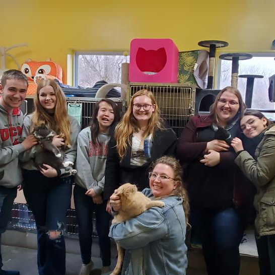 MuleskinnerUCM's tweet photo. Last week The Muleskinner staff donated old issues to the local animal shelter and made some new friends! https://t.co/sIWsiCyBZx