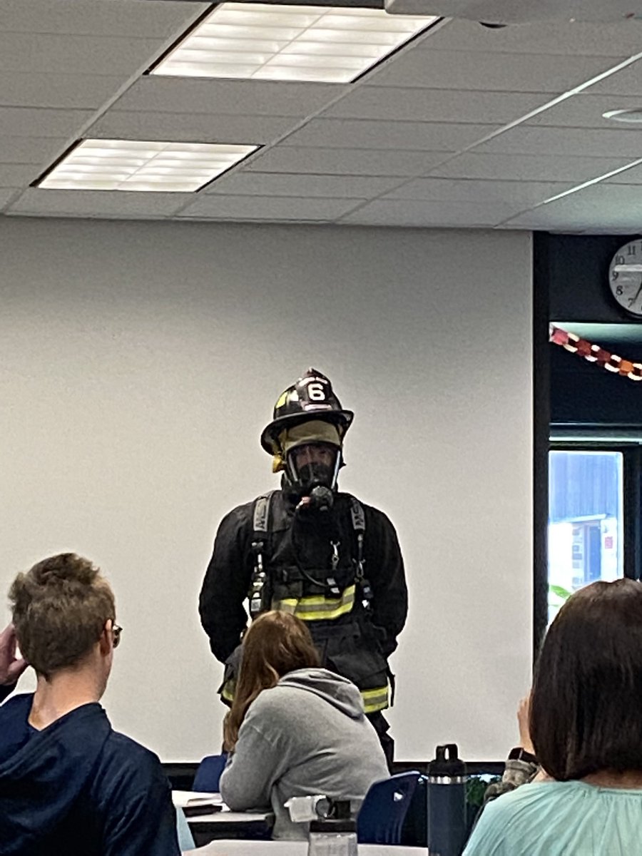 mw_sro's tweet photo. Tim Phillips with his FD turnout gear demonstration https://t.co/IjODmpXvjl