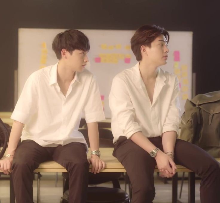 luvemily's tweet photo. Favorite lacorn "theory of love"
#offgun #theoryoflove https://t.co/3I2qJ6tEli