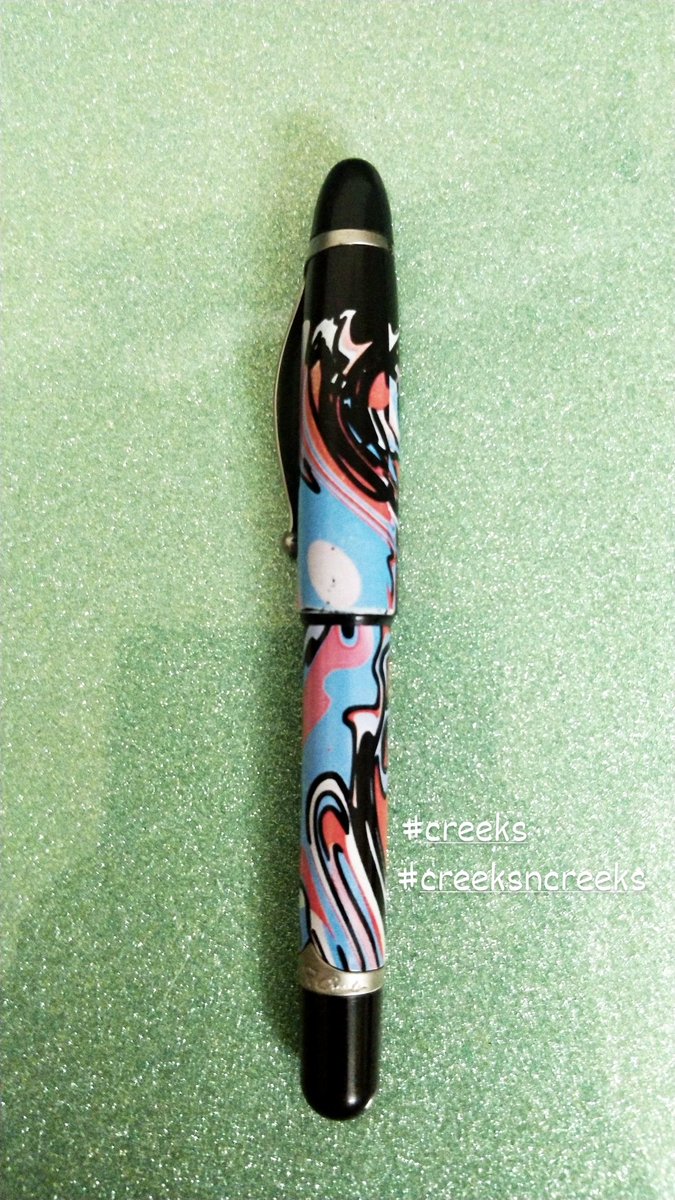 ManicksSharmila's tweet photo. #fountainpen #sketchingpens #bestofcollection https://t.co/Qq9MVV7Feh