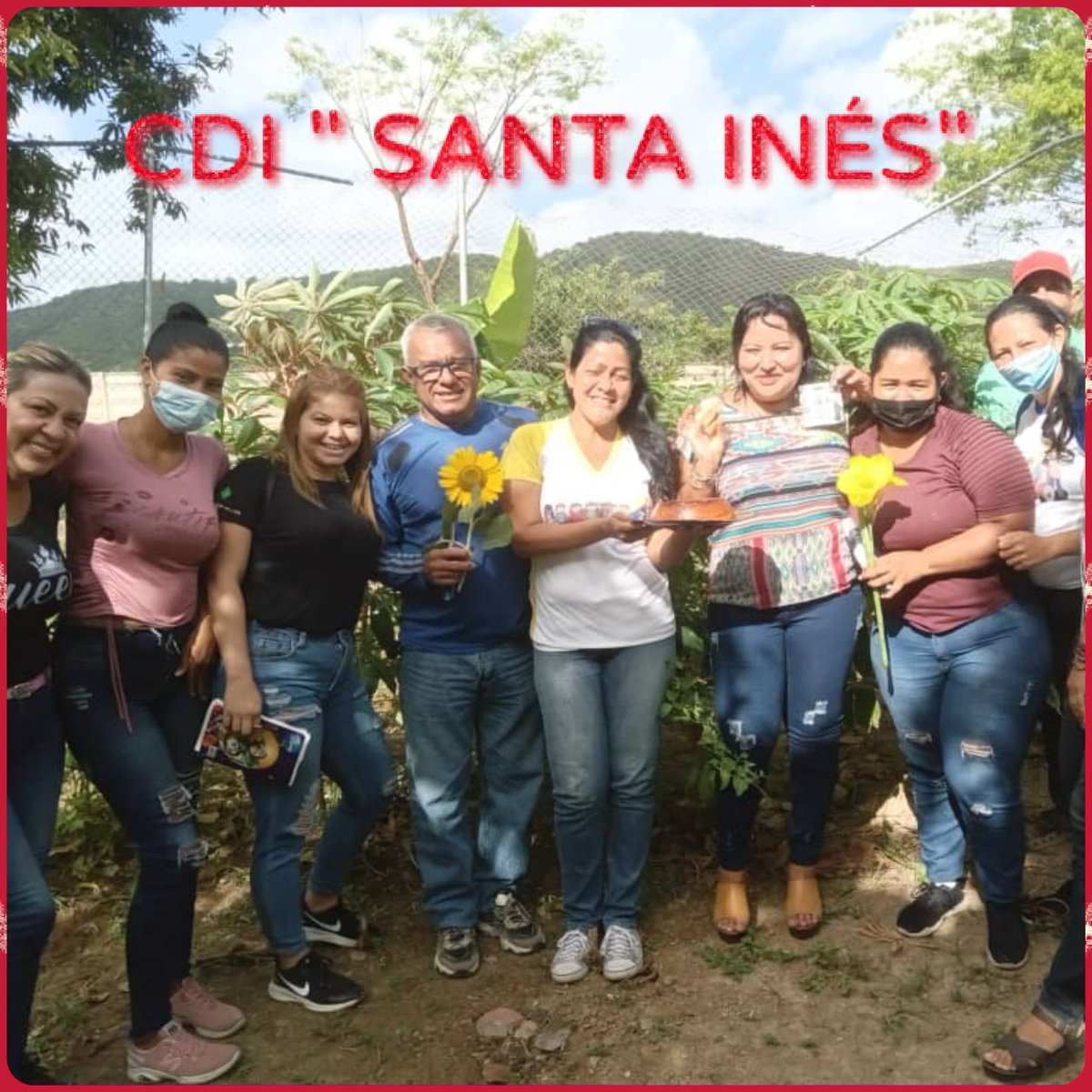 CDISANTAINES's tweet photo. 📌CDI Santa Inés Celebro el cumpleaños de la supervisora del circuito #17Dexy Machado Deseándoles muchas salud y prosperidad. https://t.co/THmXlDX5qX