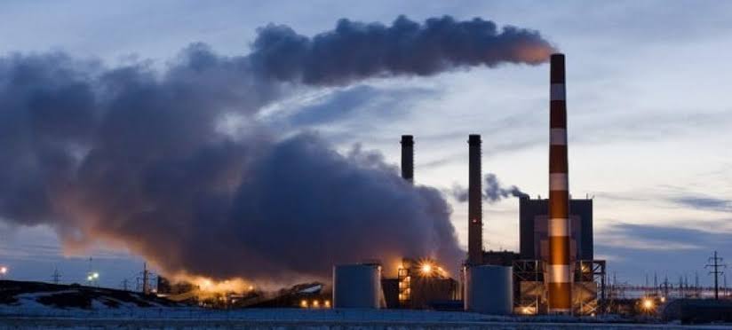 🌎De acuerdo con la #ONU,  el mundo tiene tres años para frenar emisiones de gases de efecto invernadero y debemos prepararnos para abandonar los combustibles fósiles. 
La apuesta está en cambios radicales en nuestra manera de vivir.