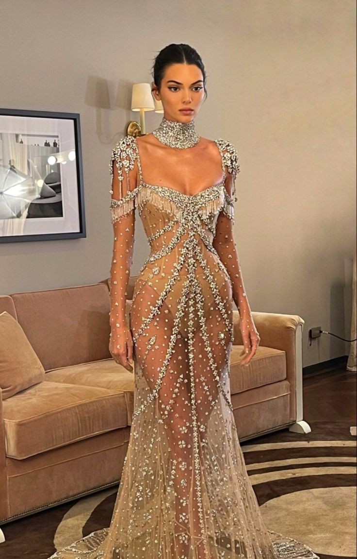effervescenti's tweet photo. KENDALL JENNER BEST MODEL EVER https://t.co/AiM17MlqPX