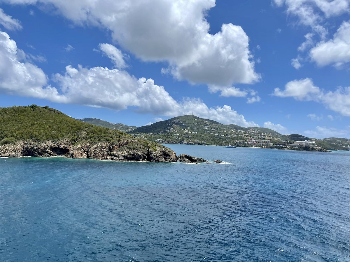 SonyaMSullivan's tweet photo. Beautiful day in St. Thomas. ☀️ https://t.co/dDkCWvg5W9