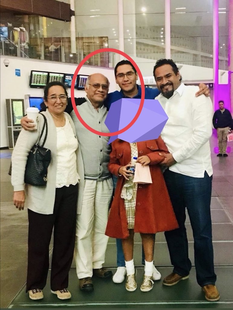 c4jimenez's tweet photo. …Y A SU HIJO TAMBIÉN! 
Junto con el agresor del bastón táctico, los agentes de la @SSC_CDMX atraparon también así hijo.
Así fueron capturados hace unos minutos padre e hijo al oriente de CDMX.
El equipo de @OHarfuch ya los lleva a la @FiscaliaCDMX
Si ud los reconoce, denúncielos https://t.co/rOIUoNM9ex