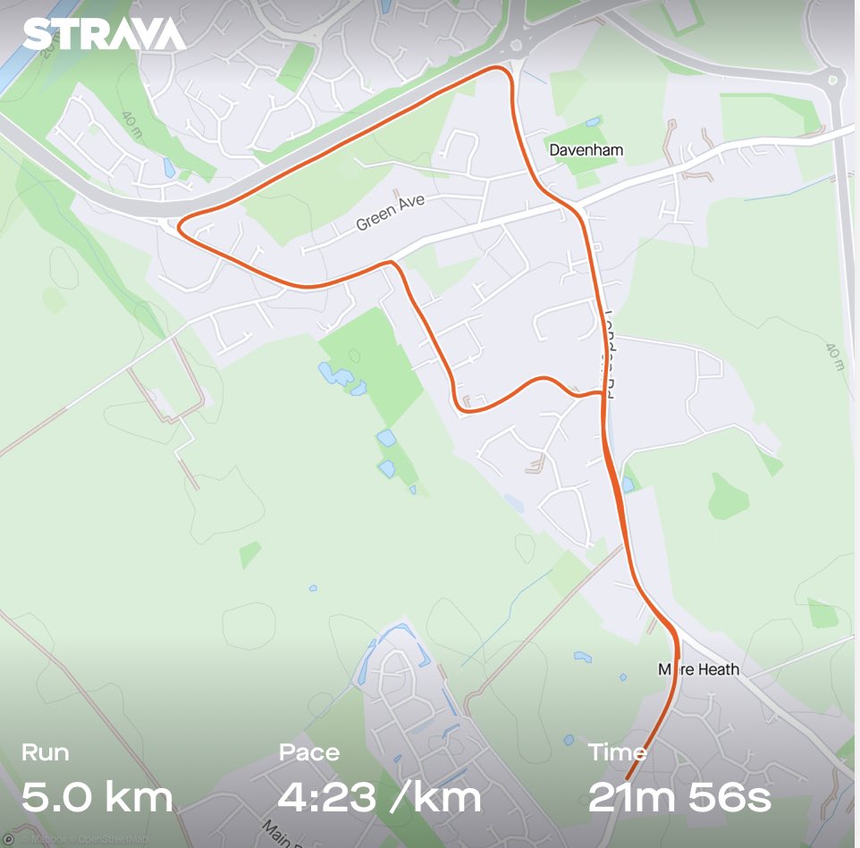 cotty_2k's tweet photo. Double run day to kick start the week as itโs been a slow start to April!
R1 - 5K round Whitchurch with Charl
R2 - Village 5K to earn a few beer tokens for tonight ๐ป๐ป
#doublerunday #5K #run #running #beertokens #athlete https://t.co/0cZ1NgHEyX