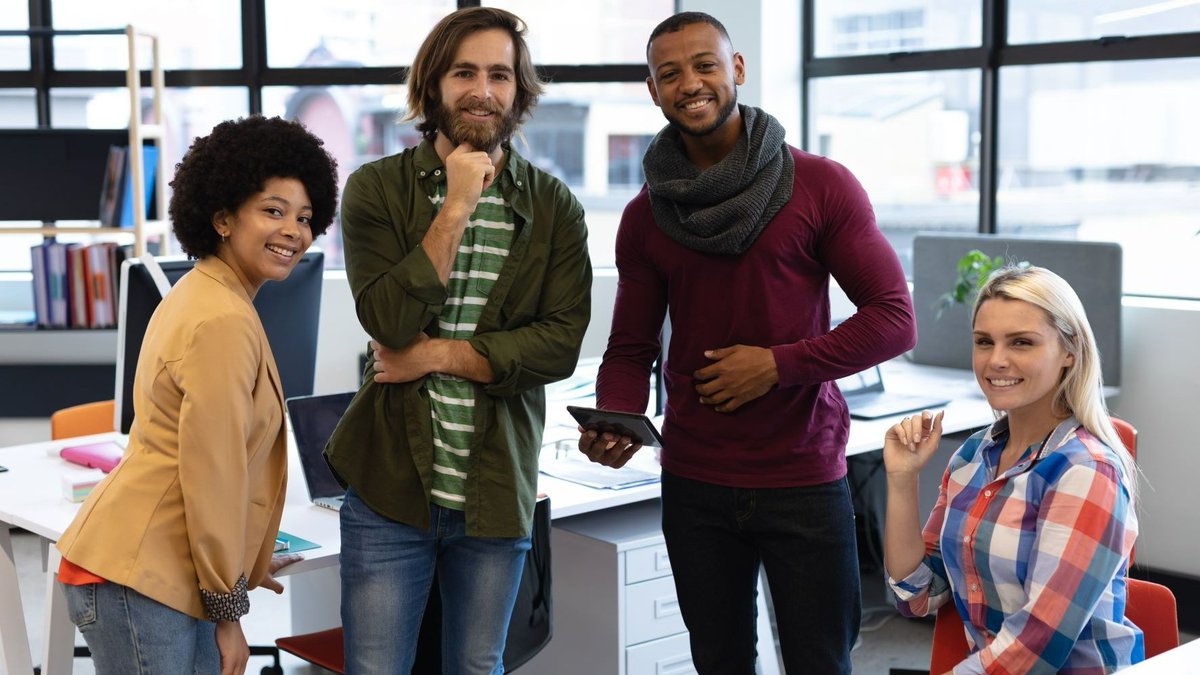cardiffcouncil's tweet photo. Get help finding work in hospitality, education, retail, transport, security, construction and more at a Jobs & Wellbeing Event! 7 April 10am-2pm at the Capitol Shopping Centre. https://t.co/frr1J5iBXK #IntoWorkCardiff #CardiffJobs @IntoWorkCardiff https://t.co/oscAJL4uTP