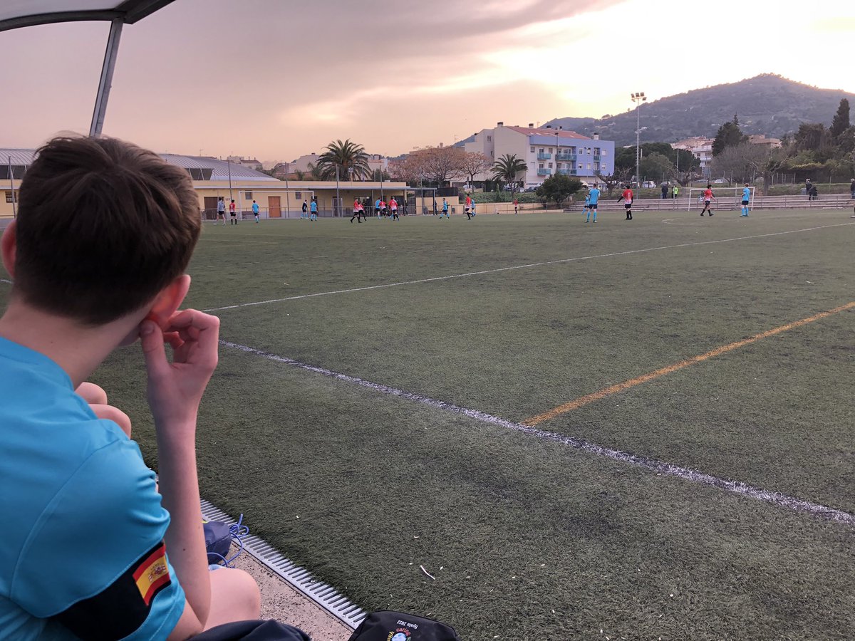 SH_SportsTour's tweet photo. Theo: Me gusts le match de futbol porque Ed muy interesante. Le ninos y ninas est muy bien, Muy Rico! https://t.co/1mrZ6ACsDl