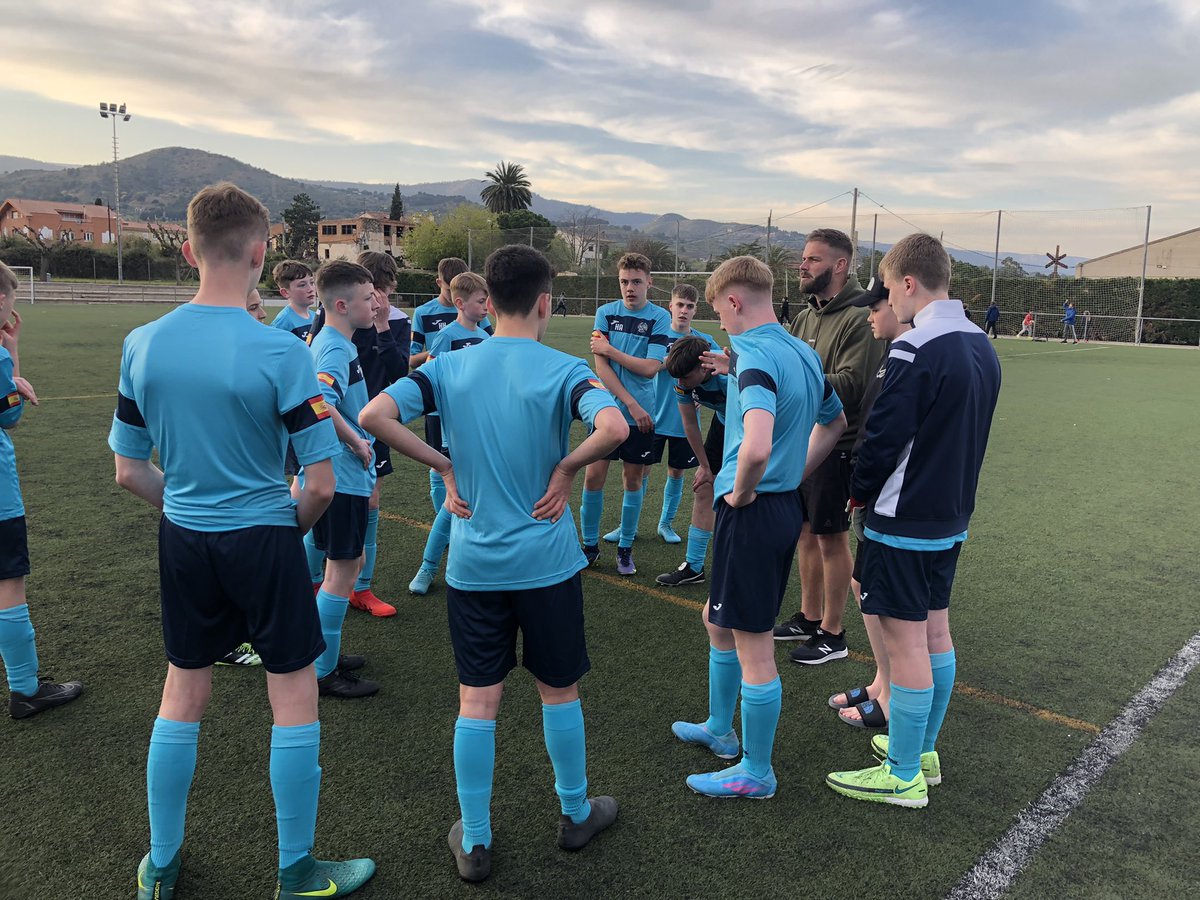 SH_SportsTour's tweet photo. Theo: Me gusts le match de futbol porque Ed muy interesante. Le ninos y ninas est muy bien, Muy Rico! https://t.co/1mrZ6ACsDl