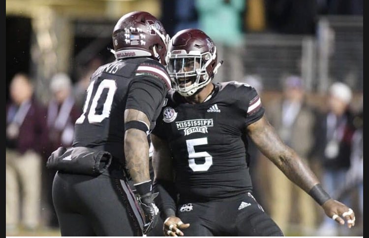 SwainVicari's tweet photo. After a talk Last Night with coach @MSUCoachDrew I am blessed to receive an ⭕️ffer from Mississippi state University‼️
@SWiltfong247 @RecruitGeorgia @LIONSTRONG19 @NwGaFootball @Coachkdantzler @CoachSmiley983 https://t.co/YnmzKb49Ni
