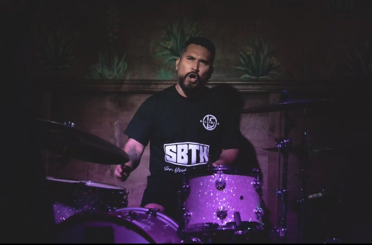 Time to rock n roll!! 🎸💥