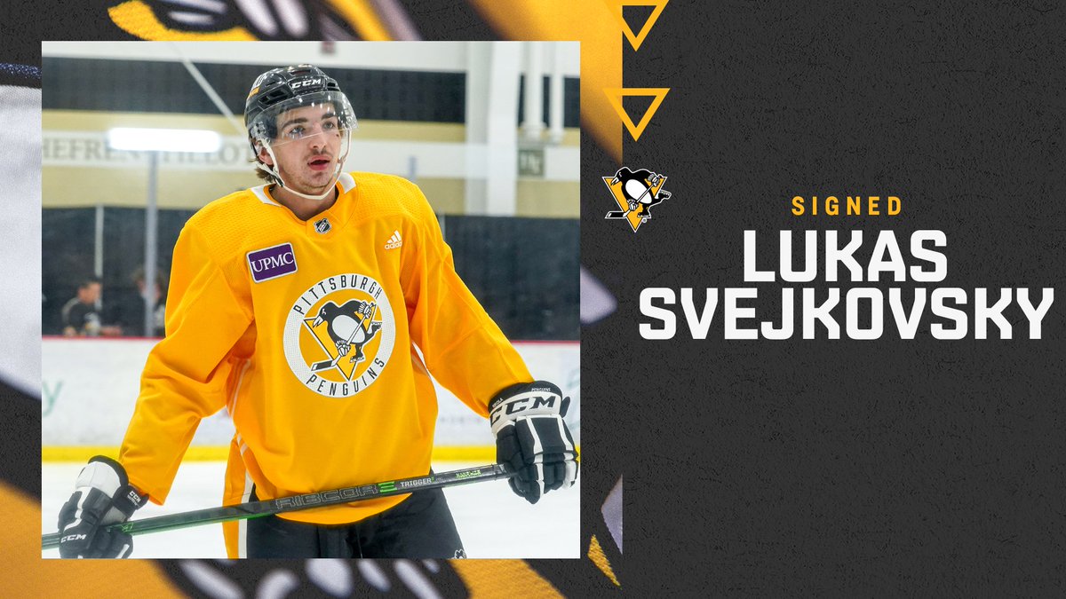 The Penguins have signed forward Lukas Svejkovsky to a three-year, entry-level contract.
 
The contract will begin in the 2022.23 season and run through 2024.25. His deal carries an average annual value of $859,167 at the NHL level.

Details: pens.pe/3uWrv1X