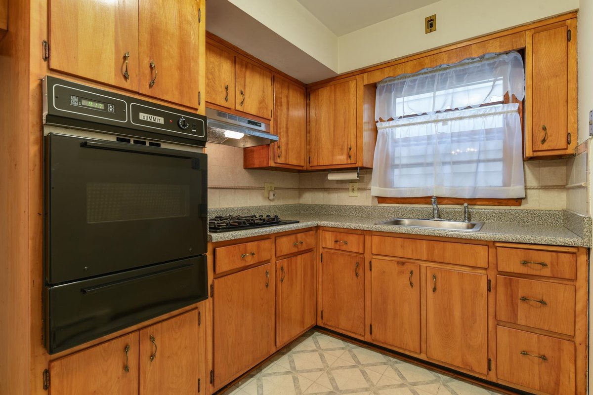JuliaRealtor2's tweet photo. Price Adjustment!

332 67Th Street, Apt. 2
West New York, New Jersey 07093

Rent: $2,100

Listing Agent: Francis "FRANK" DeBari
551-655-7739 https://t.co/G60LnxrNmv