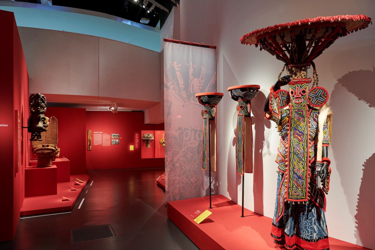 Dreamer_Agency's tweet photo. Ce magnifique projet est porté par @routechefferies ✨ et il a lieu du 05 Avril au 17 Juillet 2022.
Ceux qui sont sur Paris, n’hésitez pas à aller découvrir et apprécier les cultures et traditions du Cameroun 🇨🇲.
#cameroun #Mintoul #cameroon #surlesroutesdeschefferies https://t.co/HojLMVmAjn