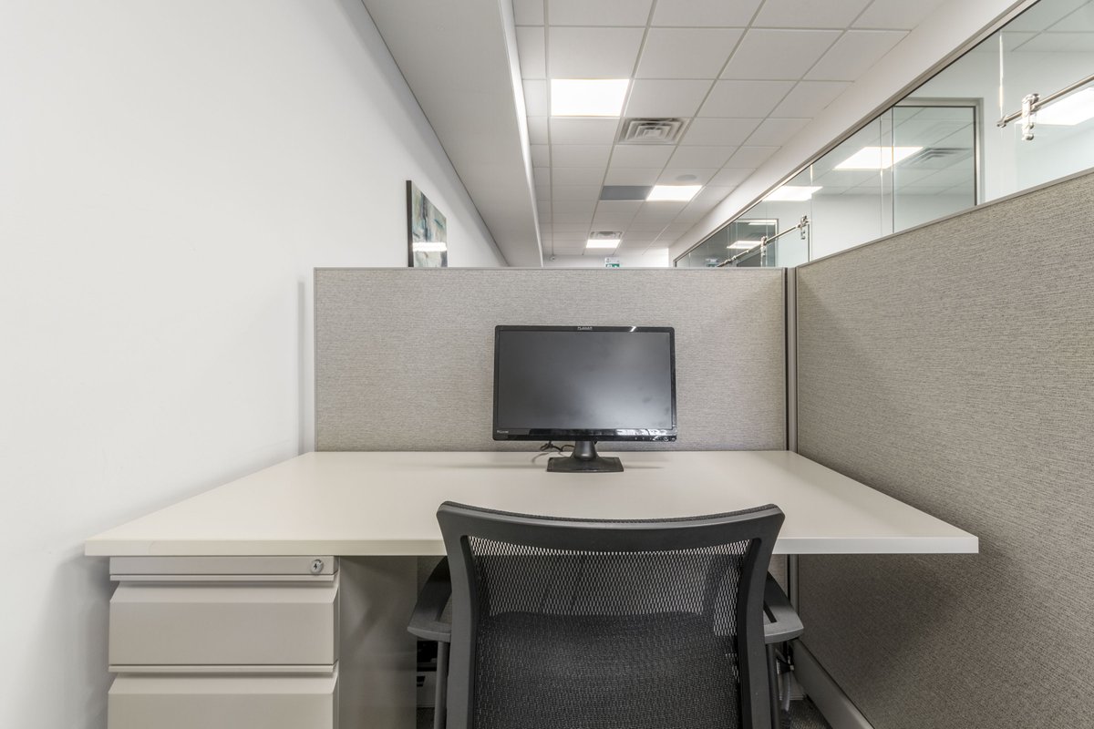 crescentreal's tweet photo. If you need Office Space, we've got it! Lake Shore Blvd W, and multiple options in The Office - West Toronto. 

Contact us to learn more! https://t.co/vvxz6dBUk1