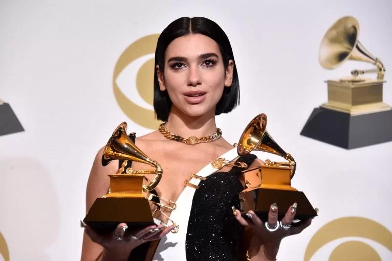 daviseraoficial's tweet photo. @eilishryy das minhas doze favs, so quatro tem grammy https://t.co/3zDpOXihQD