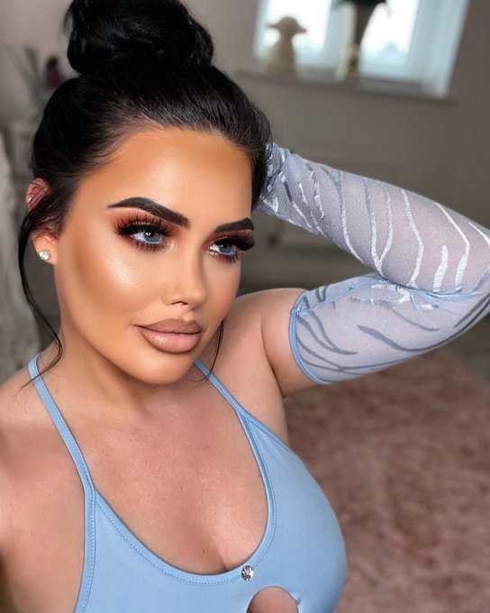 Cinder-f**kin&rsquo;-rella 👑 https://t.co/ZeKdTPWBPo