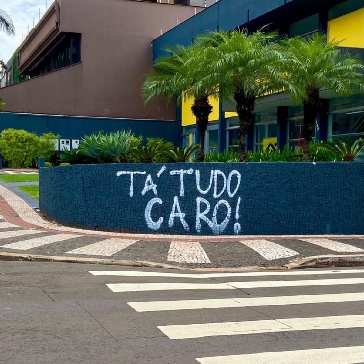 londrinensefala's tweet photo. aqui de londrina https://t.co/kLfuTuOKzL