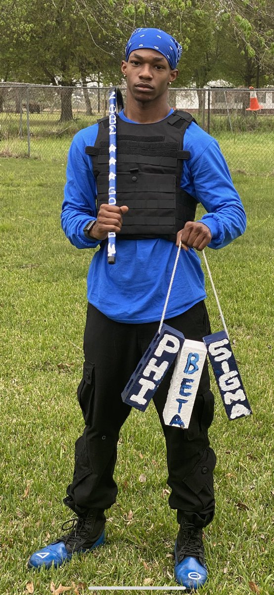 ChristianW_10's tweet photo. Stood strong in the storm, bet on me you won’t take a risk, shut rooms down with my brothers, erupted through the mist, destructive but subtle, better know as CATEGORY 6🤘🏾💙

Spr. 22 ΔΘ🕊
#LongLiveDeltaTheta
#C6
#ΦΒΣ https://t.co/kfuOUSeD1U