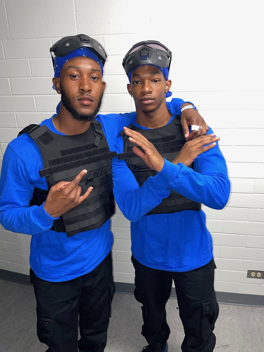 ChristianW_10's tweet photo. Stood strong in the storm, bet on me you won’t take a risk, shut rooms down with my brothers, erupted through the mist, destructive but subtle, better know as CATEGORY 6🤘🏾💙

Spr. 22 ΔΘ🕊
#LongLiveDeltaTheta
#C6
#ΦΒΣ https://t.co/kfuOUSeD1U