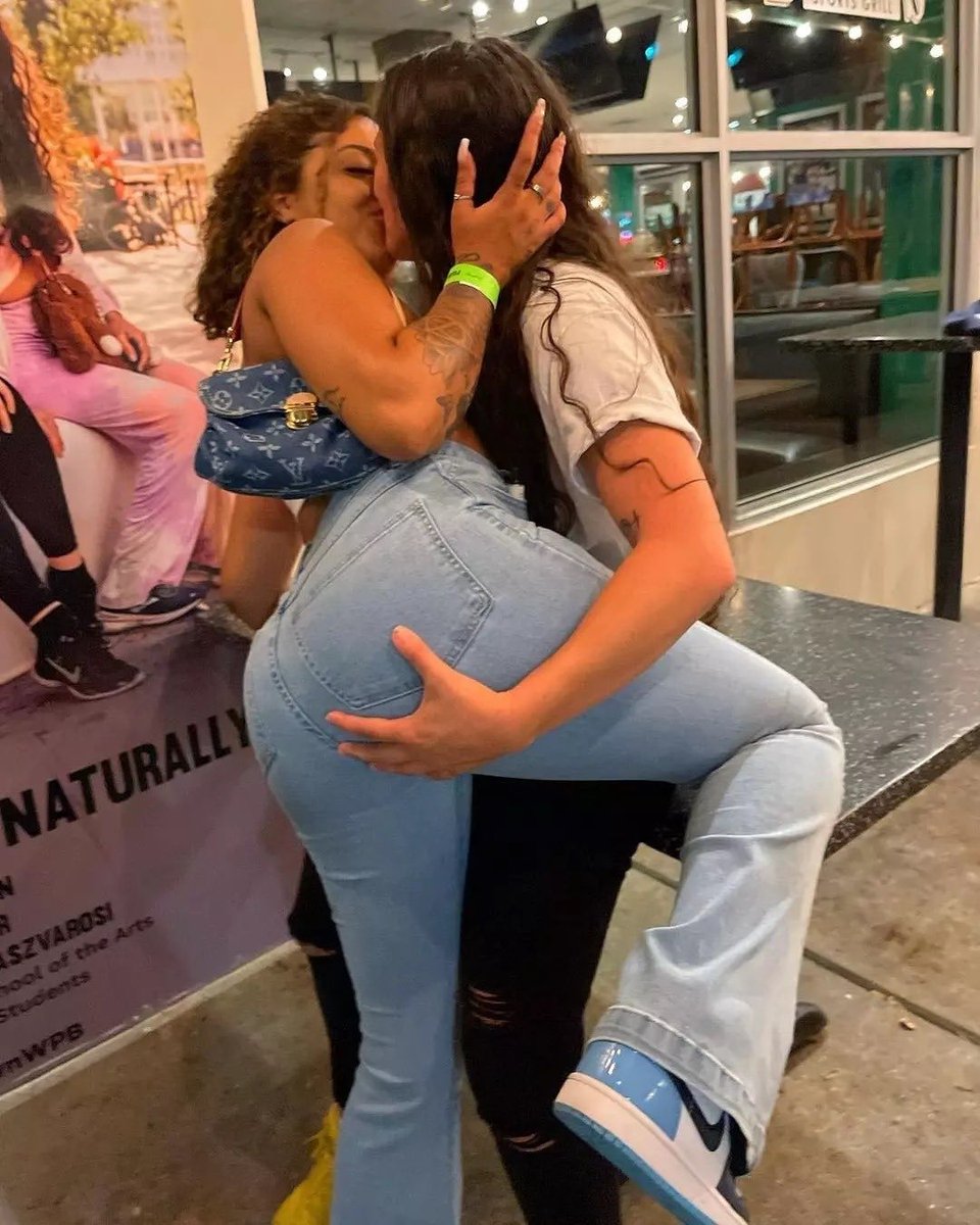 GIRLSWITHGIRLSS (@girlswithglrlss) on Twitter photo 