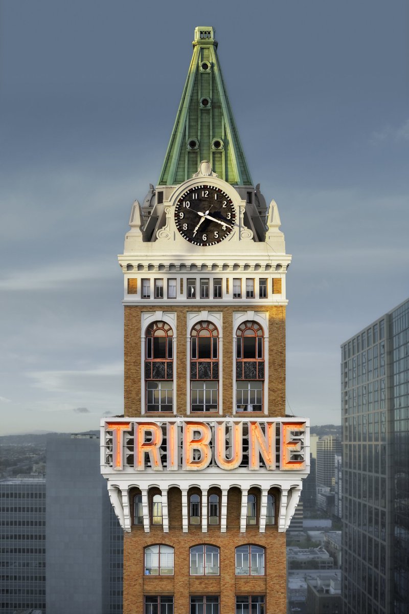 Hythacg's tweet photo. The Tribune Tower, Oakland, CA https://t.co/qrCQQ1Lndt