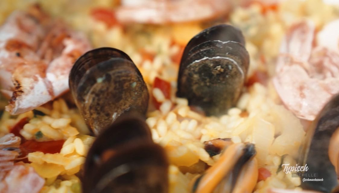 Chochä mitem Töffrennfahrer Domi Aegerter hüt @TeleBaernTV 

<a href="/DomiAegerter77/">Dominique Aegerter</a> #telebärn #77 #typischmichelle #domiaegerter #tv #bern