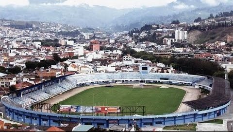 Cpccs_Loja's tweet photo. Moradores de los barrios contiguos al Estadio Reina del Cisne, nos han solicitado hacer gestiones al @MunicipioDeLoja @eerssaoficial y #FedeLoja, para  iluminar las esquinas externas del escenario y, así dotar de seguridad y espacio a la ciudadanía y sus actividades de recreación https://t.co/dzNmAqQGeb