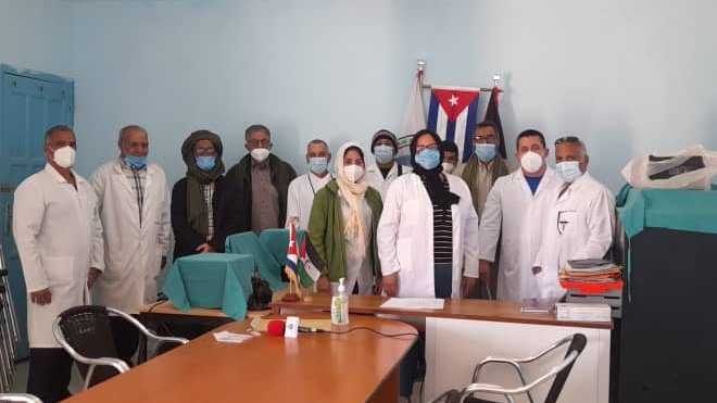 BrunoRguezP's tweet image. Donativo de 458 mil dosis de vacuna cubana vs Covid-19 #Soberana02 enviado al pueblo saharaui fue recibido hoy por autoridades de la RASD

Esta modesta contribución de #Cuba es expresión de históricas relaciones de hermandad y solidaridad q unen a nuestros pueblos y gobiernos🇪🇭🇨🇺