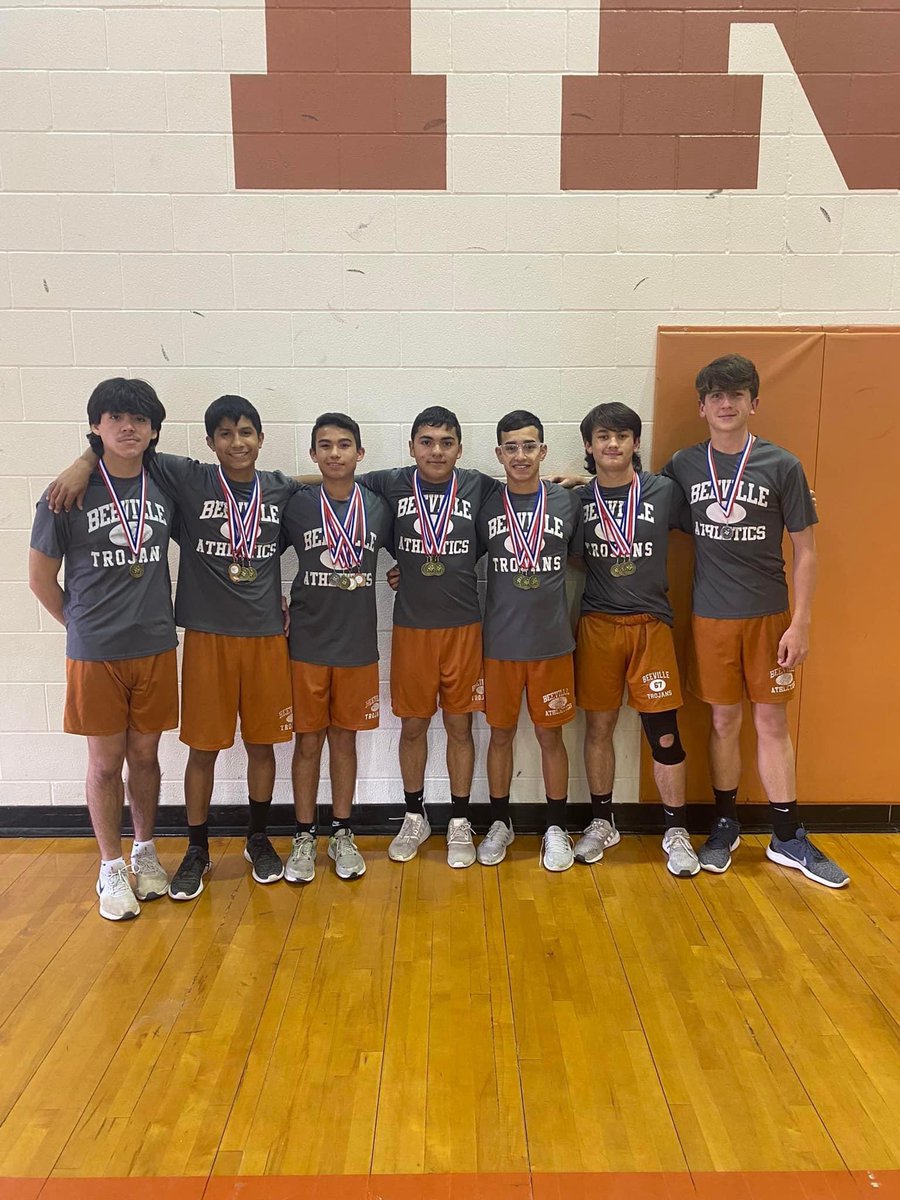 MorenoJrHigh's tweet photo. Congratulations to our District Champion 8th grade Boys Track Team! The boys dominated the competition and broke several school records along the way!🥇🏆@TryMeFanning1 @DrTiffanySpicer @BeevilleISD https://t.co/WoC8w0k6bk