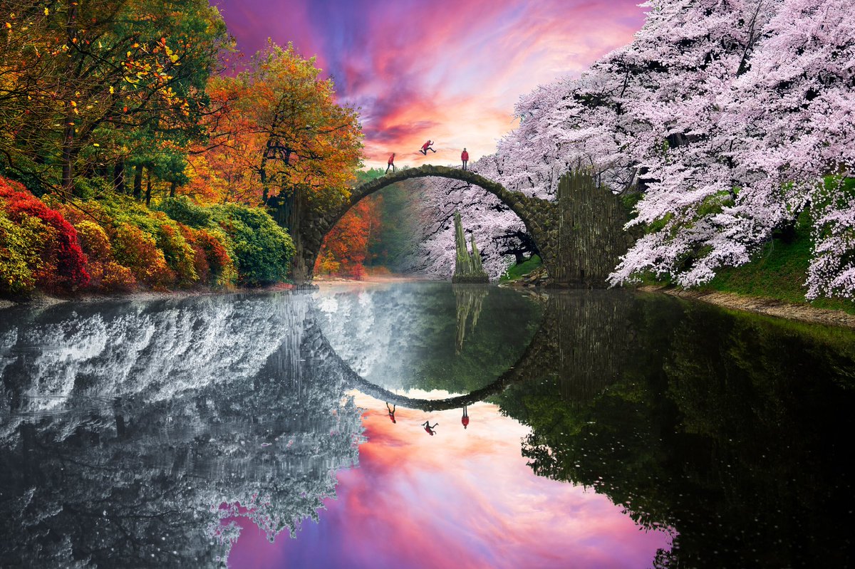 jacobriglin's tweet photo. How it started vs. How it’s going 👀🤷‍♂️

This is “REFLECTIONS” by @DreamLab — the first on-chain generative photography project. I created 150 layers with over 15 million potential combinations. 

1111 pieces minting in April.

Join our discord for WL: https://t.co/koPiHfSBhs https://t.co/XQSinfScHO