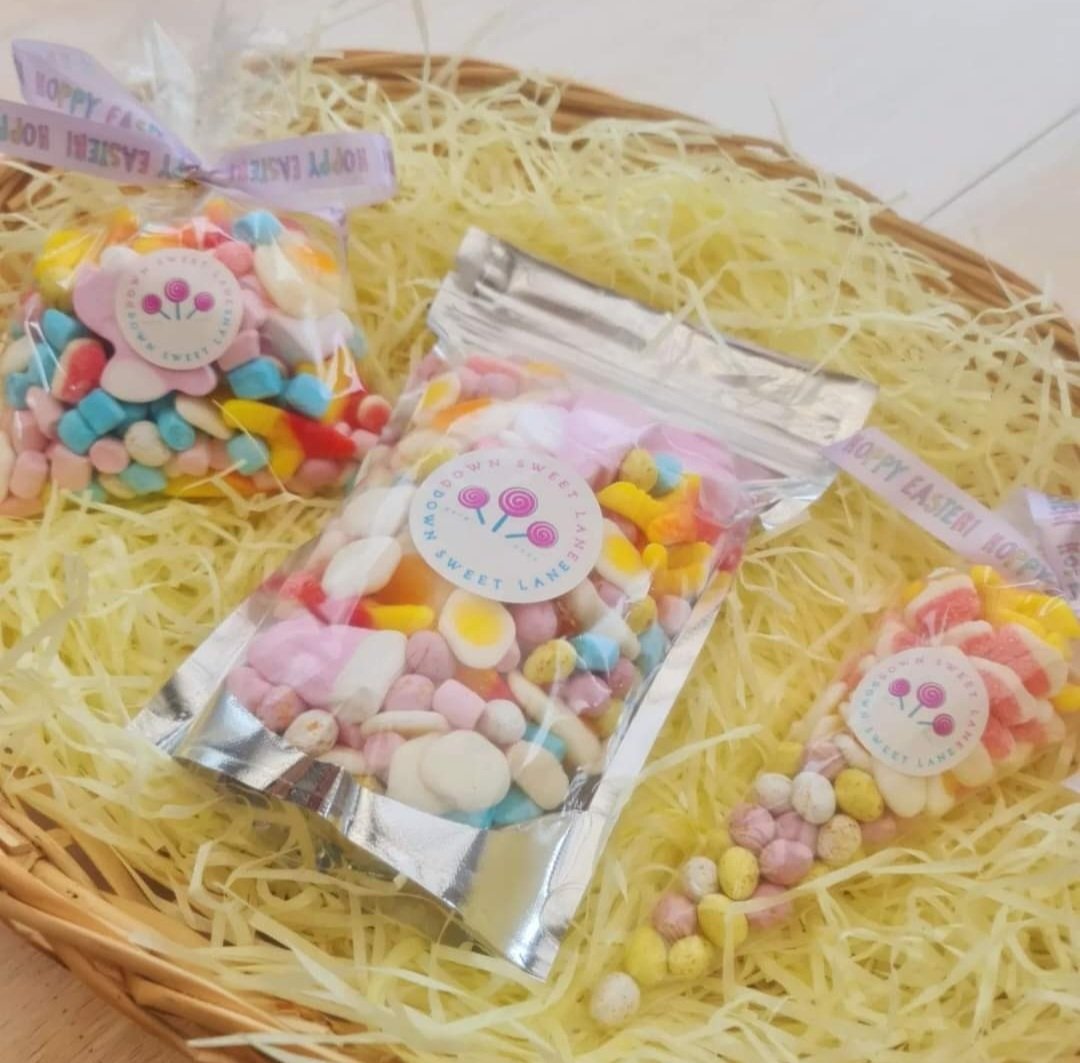 EASTER IS ALMOST HERE! 🤗

-350g Pouch £4.50
-200g Bag £2.50
-100g Cone £1.50

Order through our website, or leave us a message!🌼 

downsweetlane.co.uk