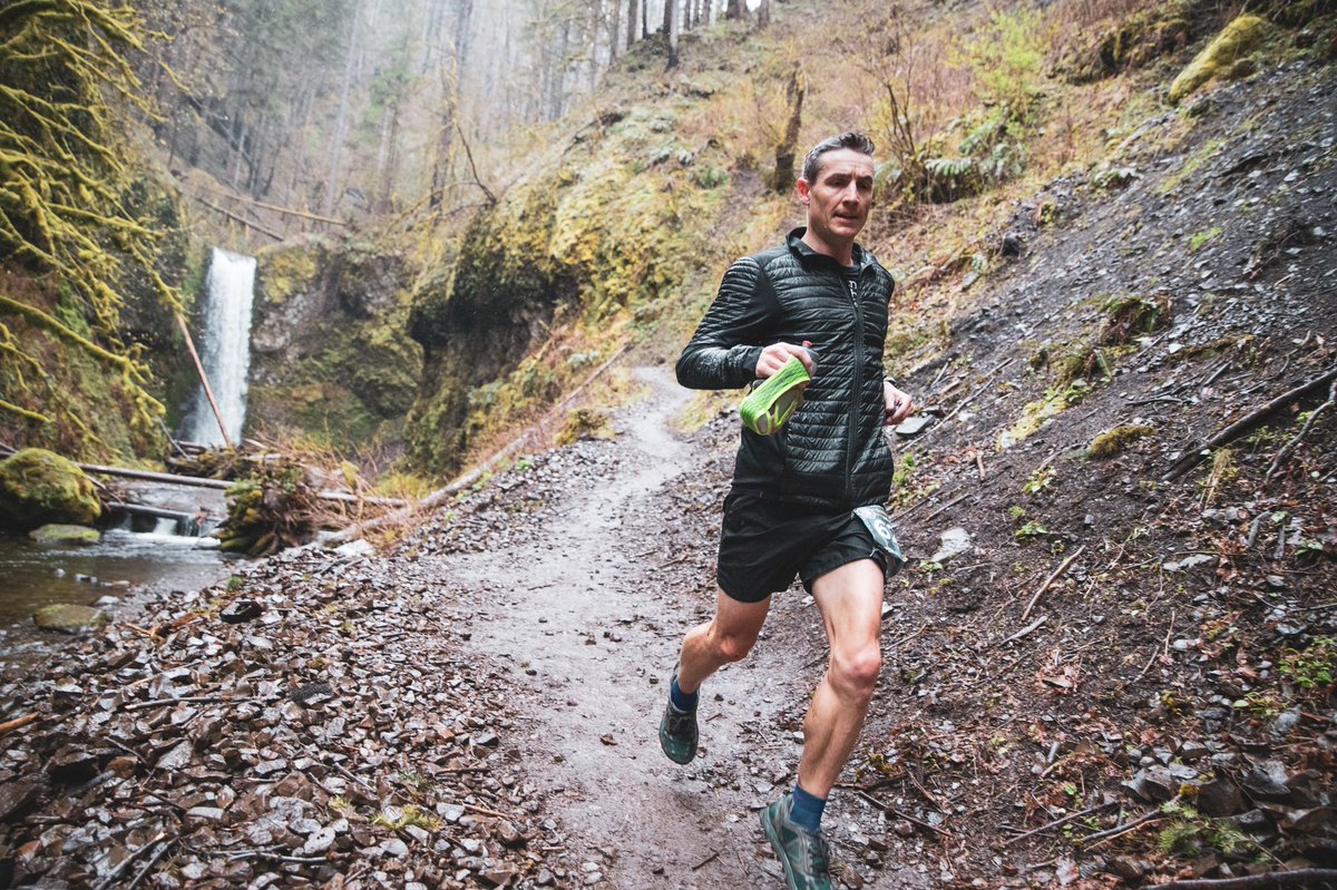 sharmanian's tweet photo. There are lots of good reasons to run Gorge Waterfalls, but one of the best is the views. #UltrAspire #Drymax #runlikeasquirrel #embracetheSUC 📷 Steven Mortinson/Somer Kriesman https://t.co/Hr9UvPhZJH
