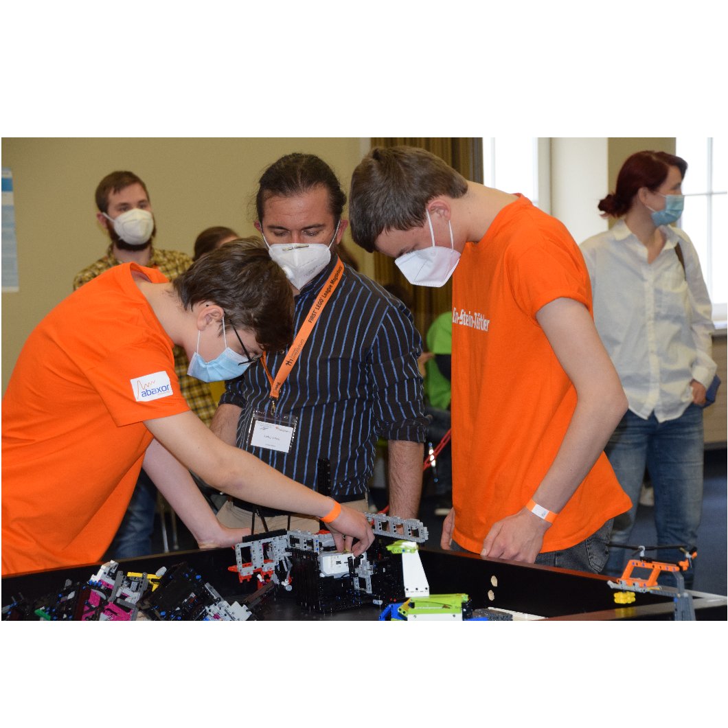 ETueftler's tweet image. Am Samstag war unser Regionalfinale in Magdeburg. 
Forschung 2. Platz
Robot Design 2. Platz
Robot Game 2. Platz (Vorrunde)
Grundwerte 2. Platz

Gesamtwertung 1. Platz
Nun geht es am 01.05.2022 in Aachen weiter mit dem Qualifikationswettbewerb.

© Ein-Stein-Tüftler