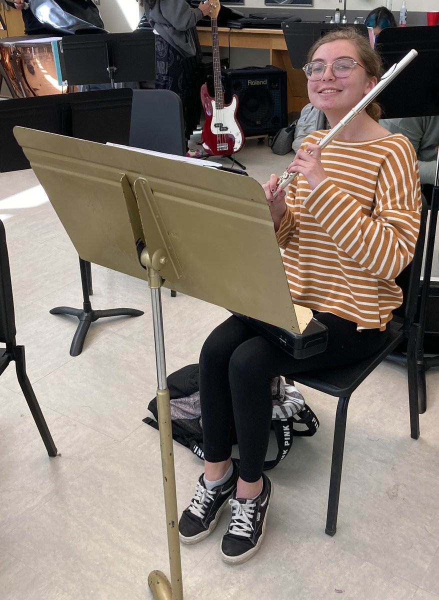 HigginsBand's tweet photo. Congratulations to Tabi Muise, our April Golden Stand winner. Tabi is a flute player in our 8th Grade Band and Jazz Ensemble. She has a great attitude and is always so supportive of her fellow musicians. Thanks for being awesome, Tabi! π₯ #bandpride #bandisback #higginsjazz https://t.co/xVfOs5ylq2