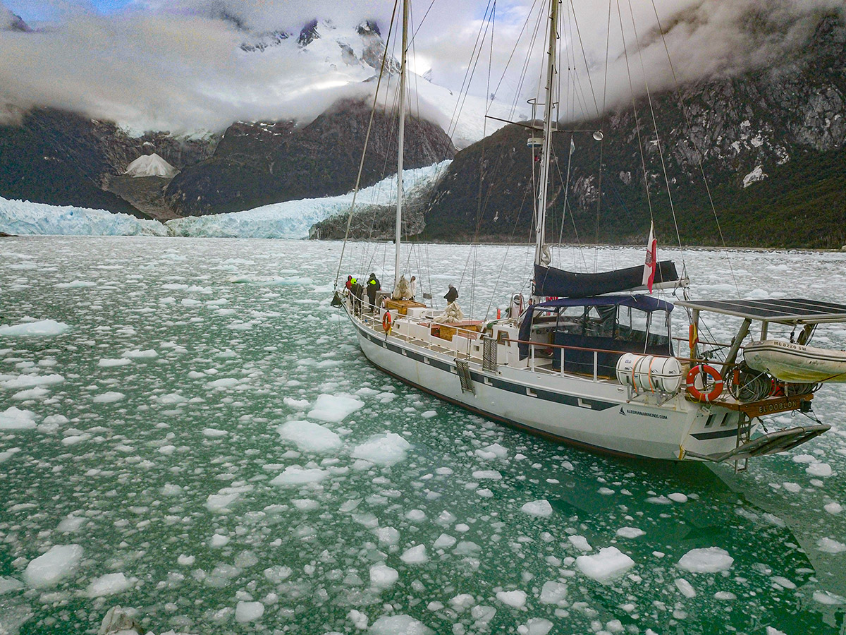 Alegría Marineros!!
Navegamos en velero rumbo al glaciar Pía
⬇️⬇️ El diario del Capitán ⬇️⬇️
alegriamarineros.com/navegamos-en-v…

#velero #sea #sailing #navegar #mar #sailboat #barco #boat #sail #travel #sailinglife #náutica #antartida #viajes #vela #viajar #viajarporelmundo #aventura