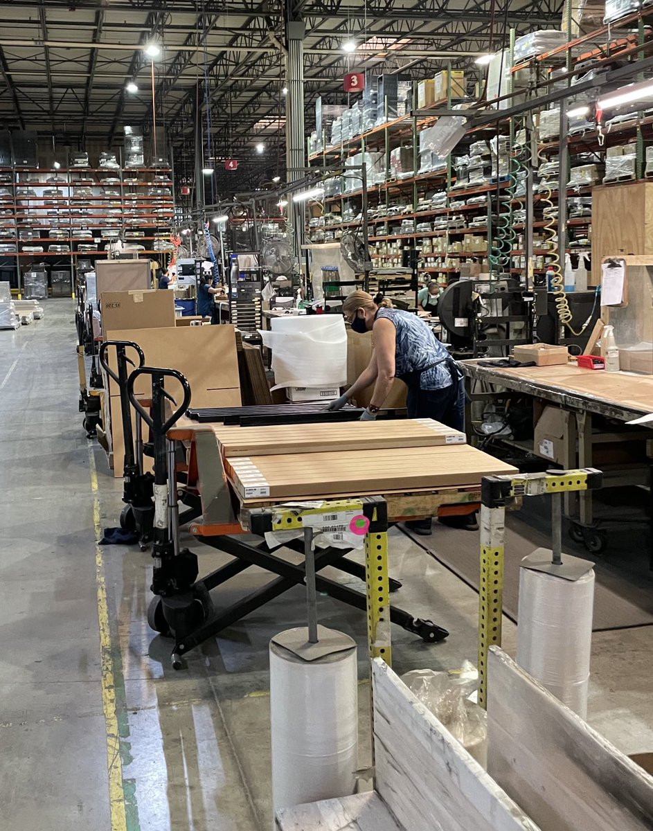 TimothyTroast's tweet photo. Rolling my sleeves up with the assembly team @middleatlantic looking for new efficiencies to better support our customers. #madeintheusa #manufacturing #avteeeps https://t.co/dyaRJ1zfsE