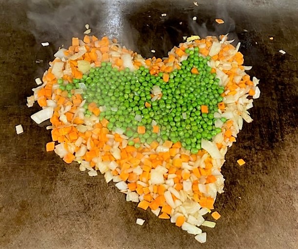 We LOVE serving you our yummy Shrimp Fried Rice! Those of you who were able to join us for lunch, we hope you enjoyed❤