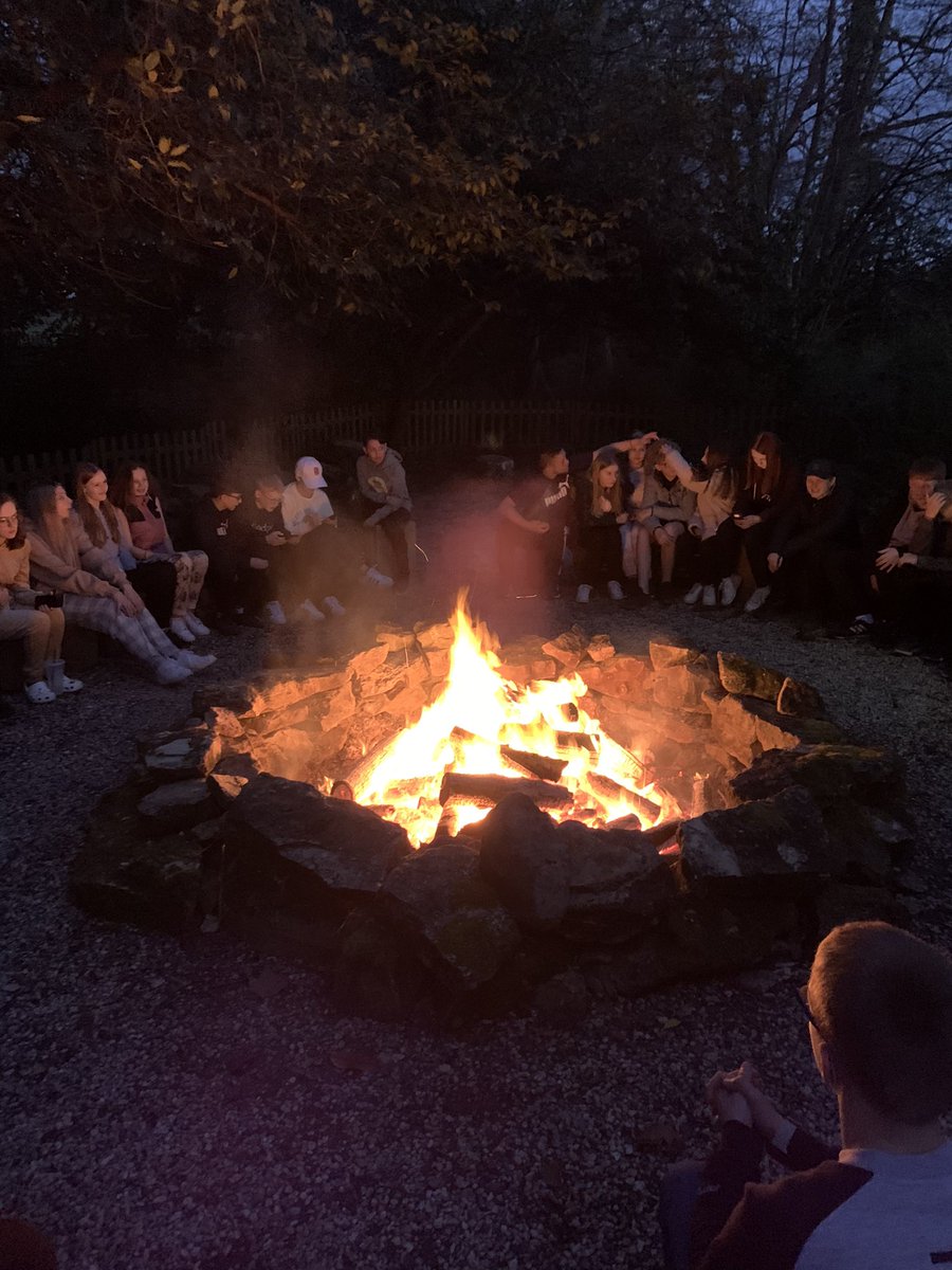 PHSNormandy's tweet image. Marshmallows and hot chocolate 😻