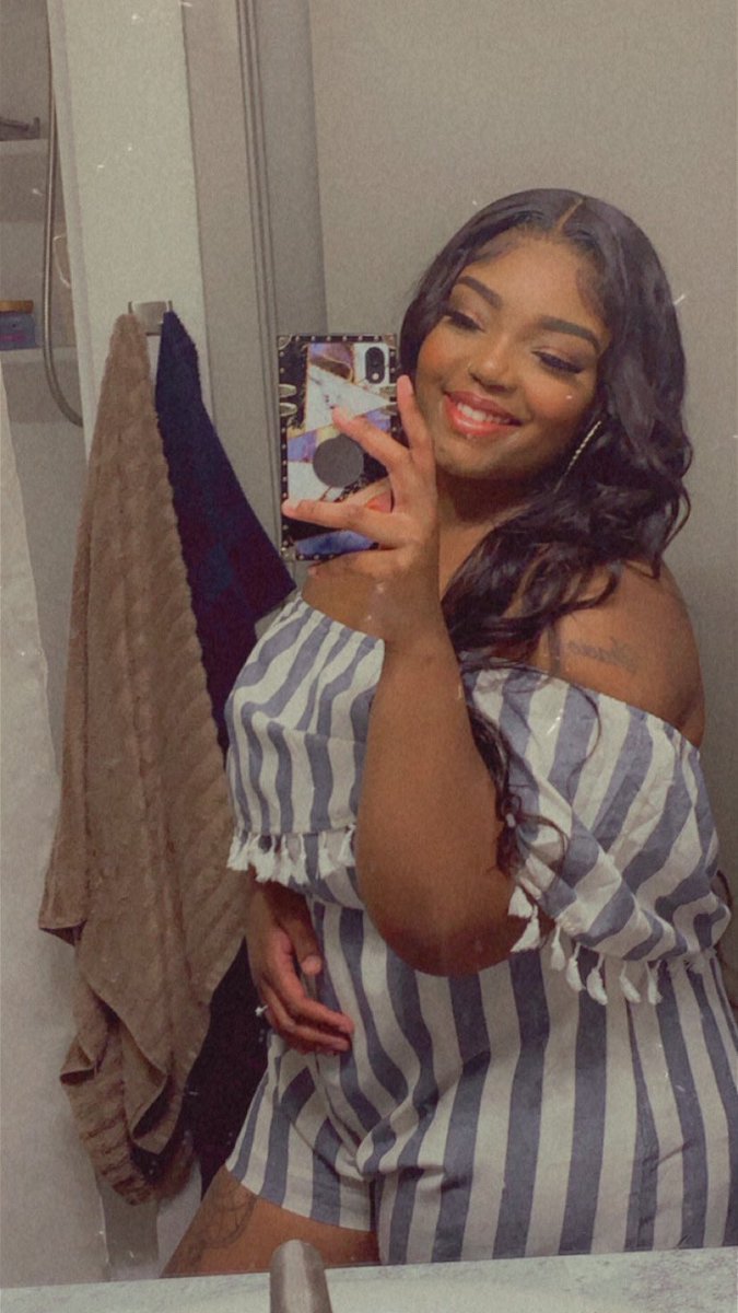 QueenShay95's tweet photo. Bliss✨ https://t.co/HJEbHfOaVo