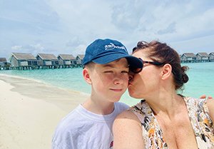 In our latest article, travel writer Rhonda Carrier (@rhondylou) tells us about her recent mum-and-son bonding trip to the Maldives. Read now>> kuoni.co.uk/maldives/rhond…