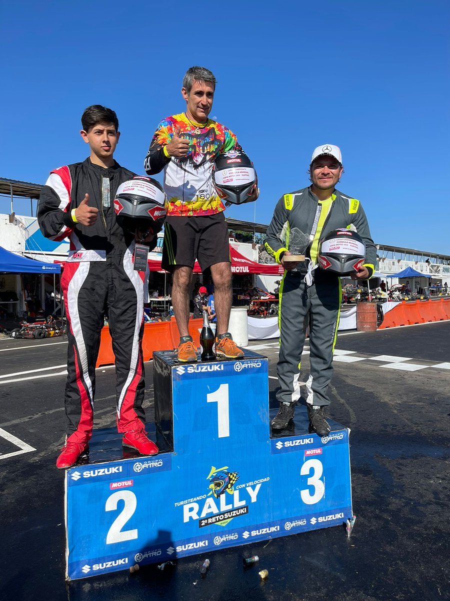 MotulMX's tweet photo. ¡Queremos felicitar a todos los participantes y ganadores de la 1a COPA MOTUL 2021/22! 🏆🏆🏁🏁
El podio del Campeonato Motul 2021/2022 de la categoría Formula Mundial.

🥇1er lugar: Jose Suárez
🥈2o lugar: Daniel Forcadell 
🥉3er lugar: Mauricio Suárez

#Motul #Karting #Shifter https://t.co/SDuNjw2HR5