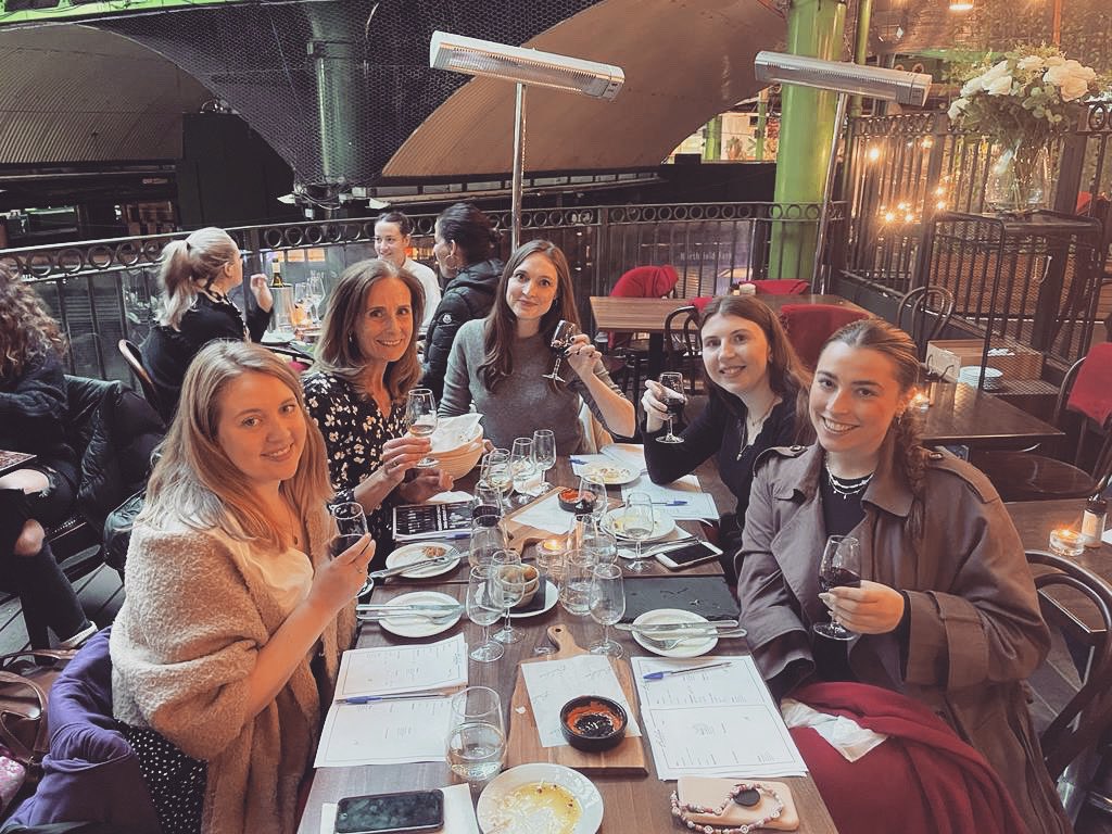 spaprcompany's tweet image. Team Spa PR goes wine tasting at Bedales Wine in Borough Market 🍷 We had great fun trying various wines and nibbles! #spapr #pragency