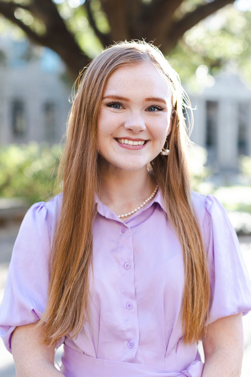 ManshipSchool's tweet photo. We are PROUD of our political communication student & @ReillyCenter intern, Lizzie Shaw, who has won @LSU's spring 2022 student body presidential election! She will become the first female @LSU_SG president in 15 years!
HUGE CONGRATS to Lizzie & the EVOLVE team! #ManshipProud 🎉 https://t.co/n28b9EyJ0m